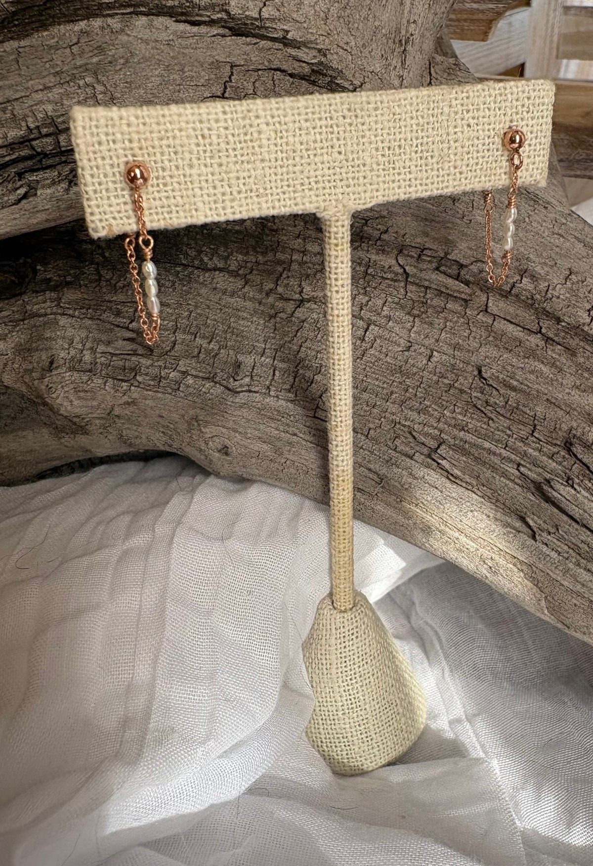 let's take a dip.  freshwater pearl chain drop earrings in rose gold filled